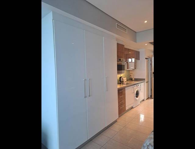 0 BEDROOM APARTMENT FOR SALE IN UMHLANGA ROCKS